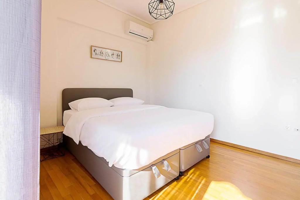 Two Bedroom Apartment in Chalandri with Balcony