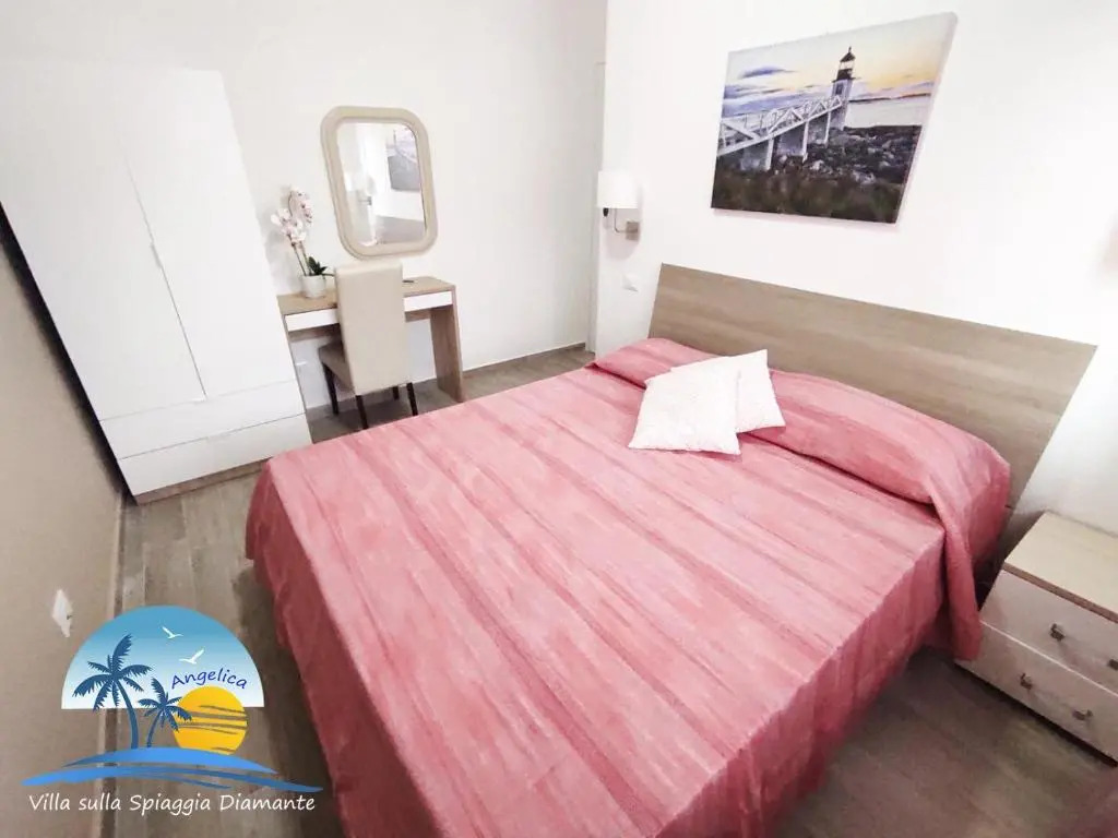 Villa sulla Spiaggia Diamante