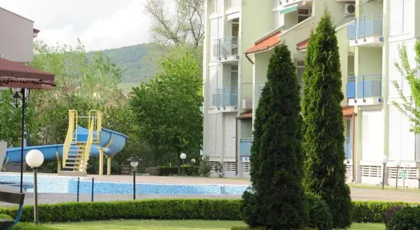 Mila Apartments in Elit 1
