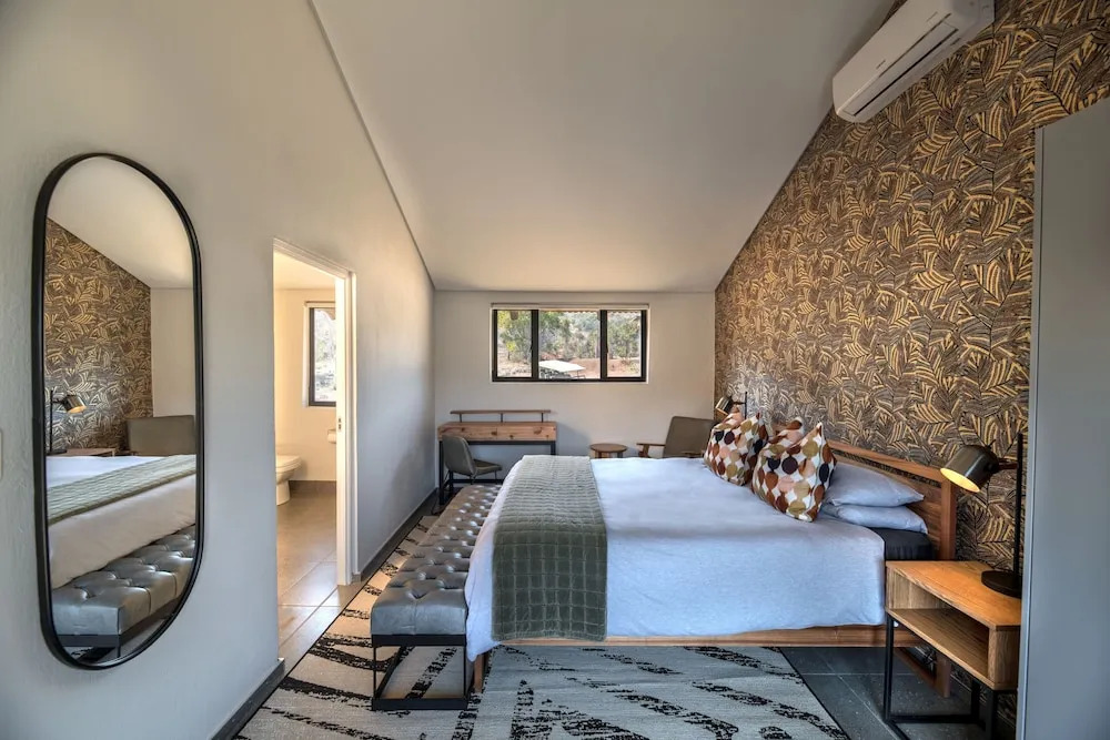 Riverhorse Lodge