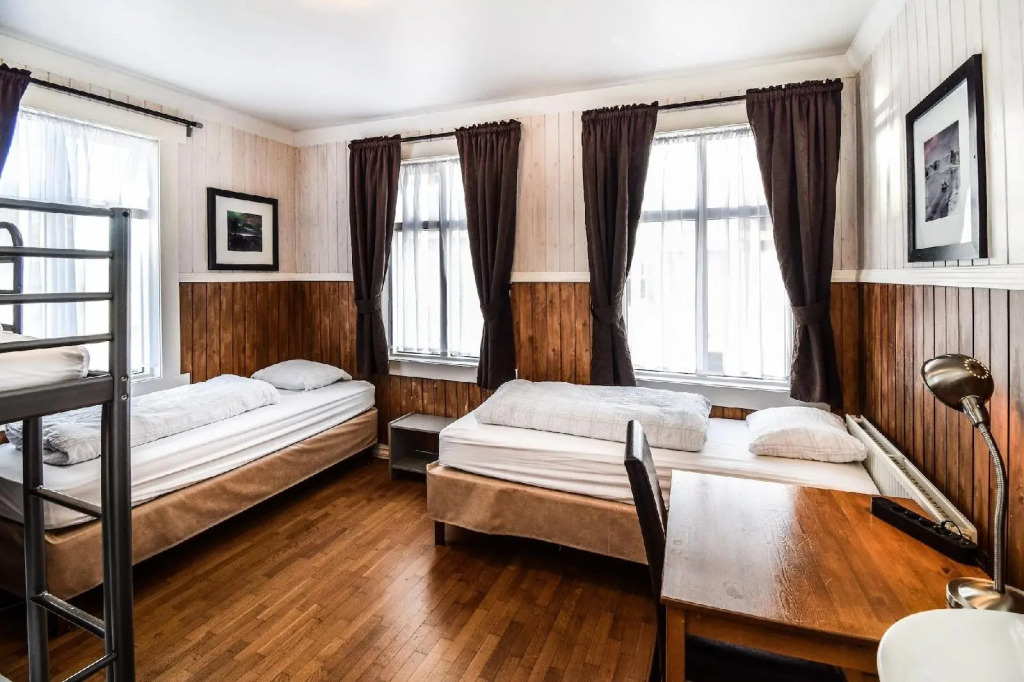 Guesthouse Aurora