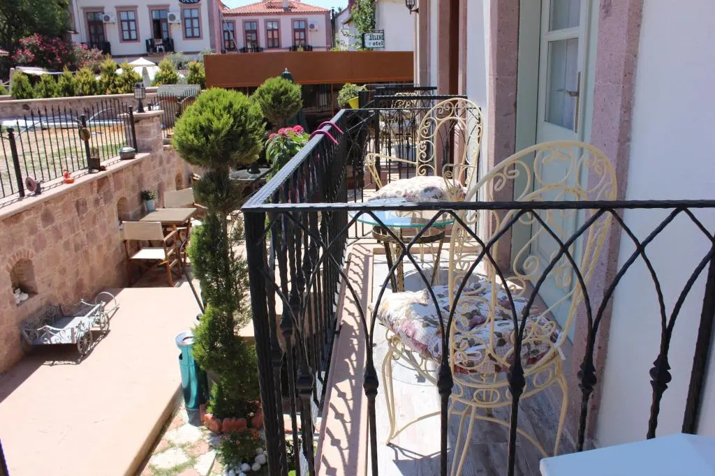 Svila Otel