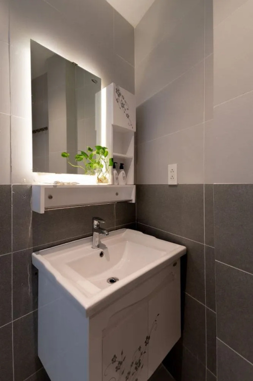 HAPPYHOMES 102 Luxury Bui Vien Apartment