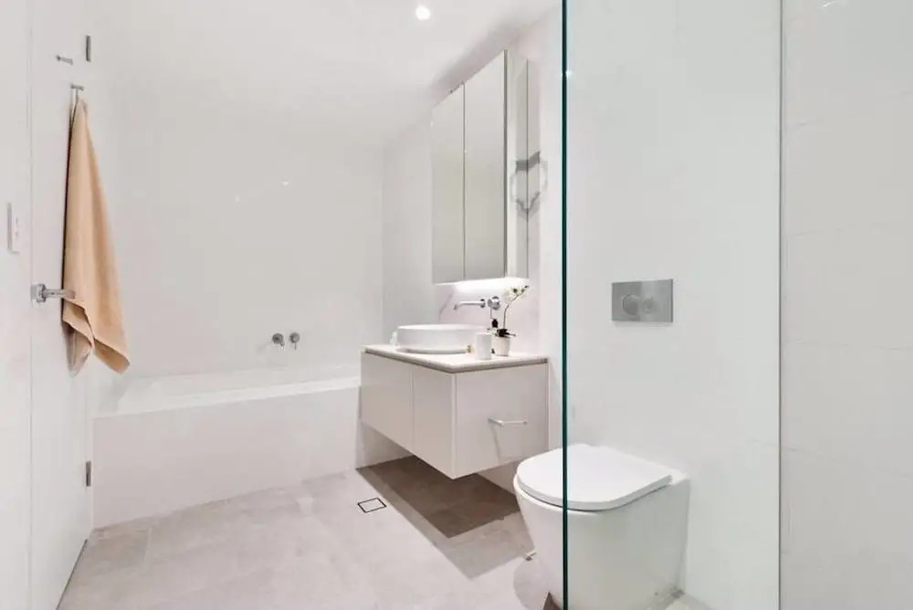 Brand New Lux Water View 3bd with Parking