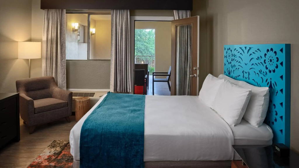 Hotel Indigo San Antonio Riverwalk by IHG