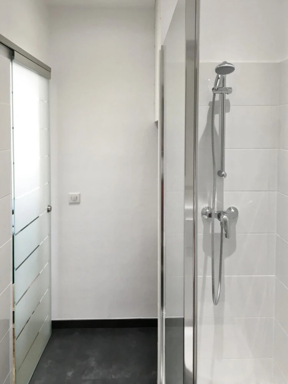 Sunny, 1-bedroom Studio Apartment in Nice With Wifi 200 Metres From th