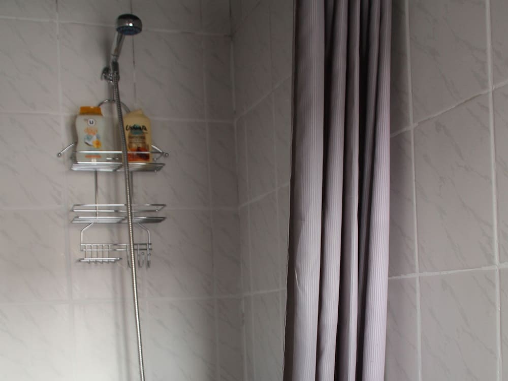 Une Chambre en Ville