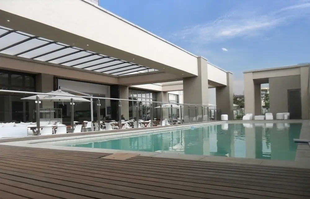 Sandton Skye Unit 702
