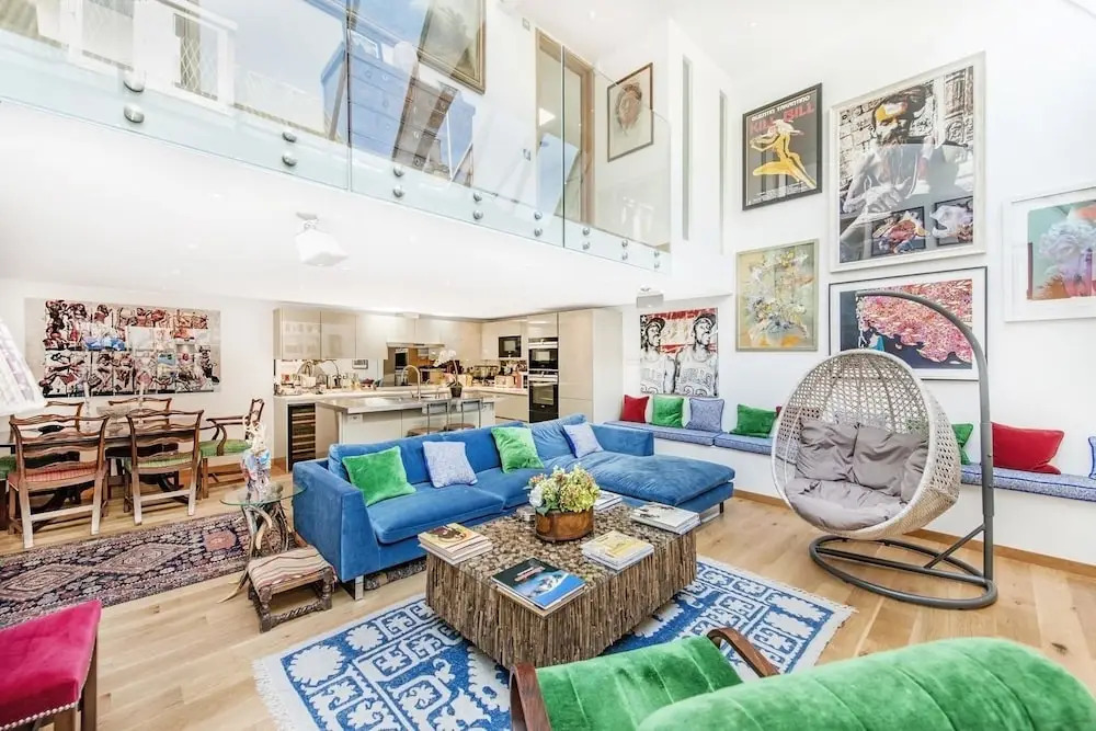 Chelsea Art Apartment