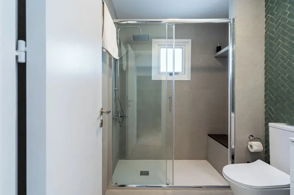 Thálassa 2-BR Apt. & Balcony in Larnaca