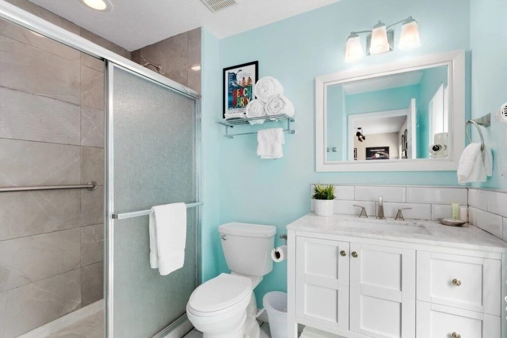 Newly Upgraded Modern 4br/3br Private Pool Th 4 Bedroom Townhouse by RedAwning