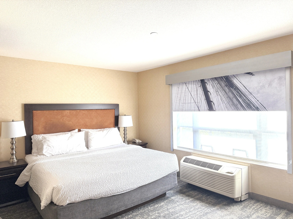 Holiday Inn Express & Suites Riverport Richmond by IHG