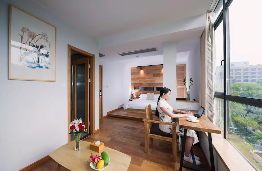 Yue Love Hotel