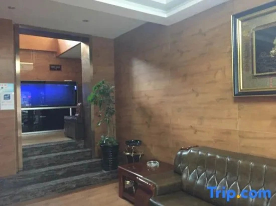 Yongning Xinghualou Business Hotel