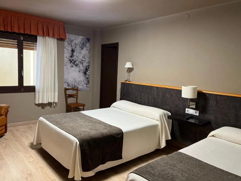 Hotel Joan Canejan