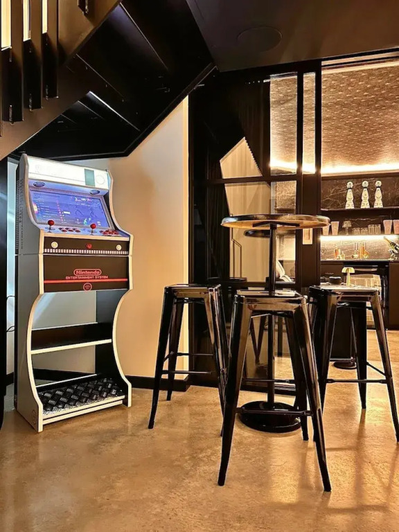 Holiday Home in Kent With Hot Tub & Games Room