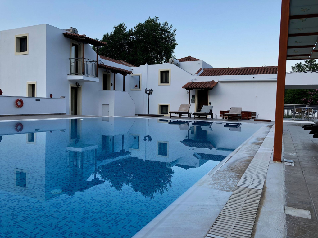 Parissis Eden Villas Skiathos
