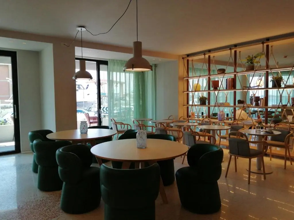 Laguna Faro Suites