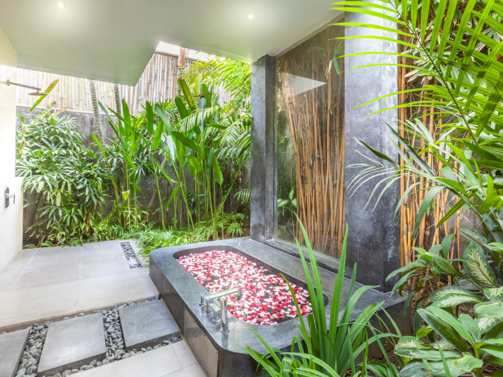 2BR Villa Alice Dua in Seminyak