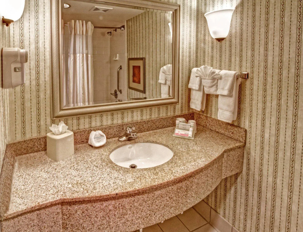 Nash Haus Hotel