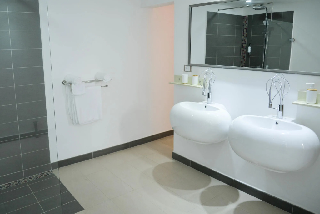 Toparadis Guest House