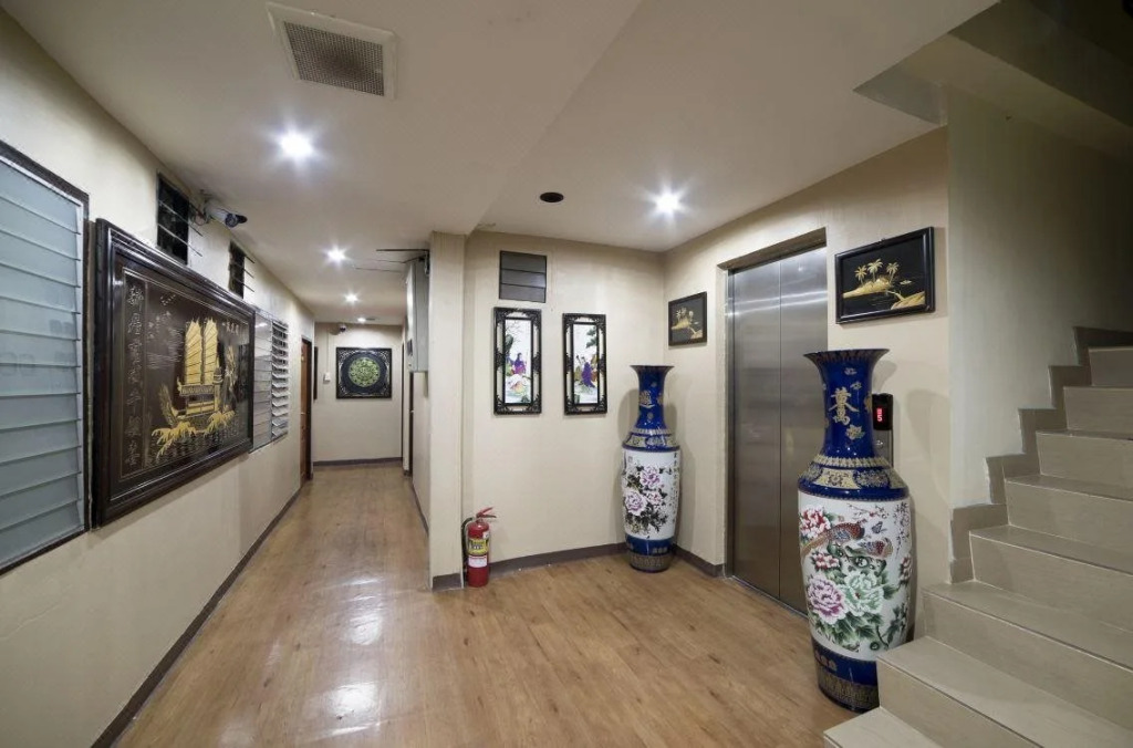 Longzhu Guesthouse