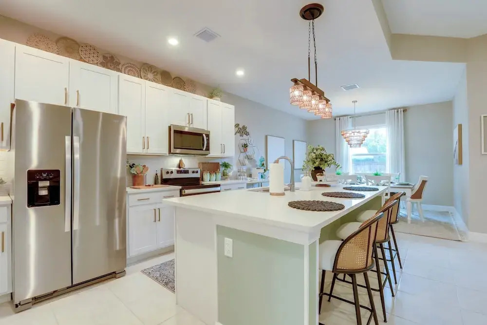 Stylish Port St Lucie Home w/ Hot Tub + Game Room!