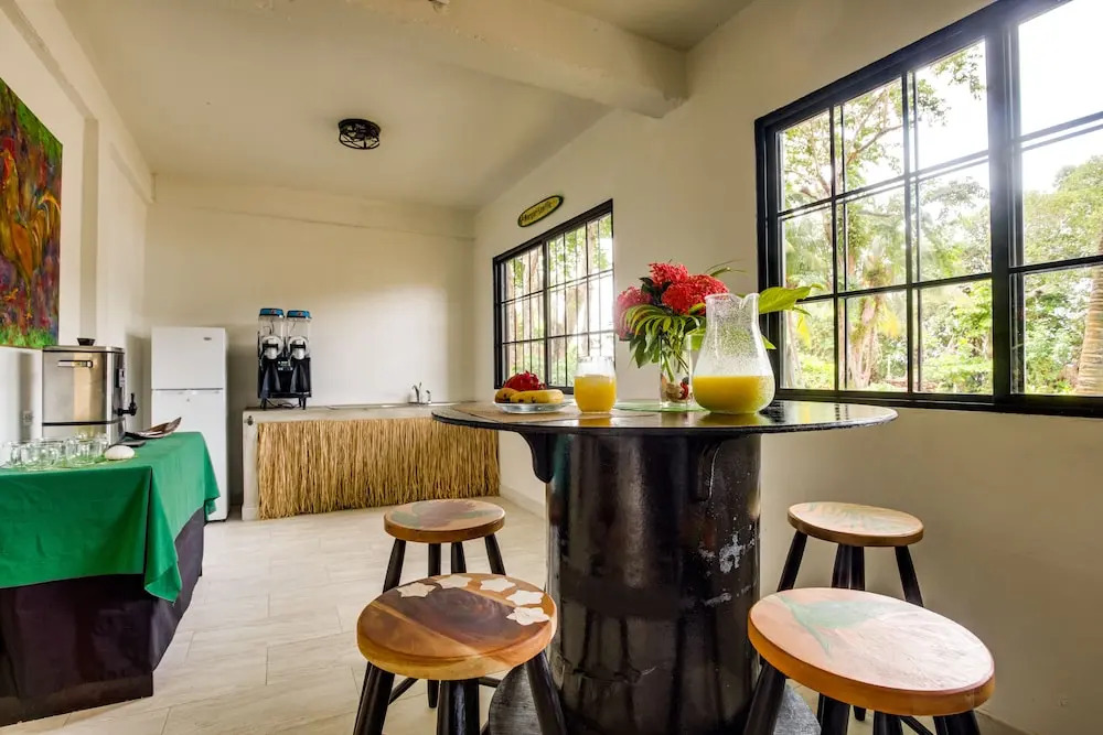The Sea Glass Inn