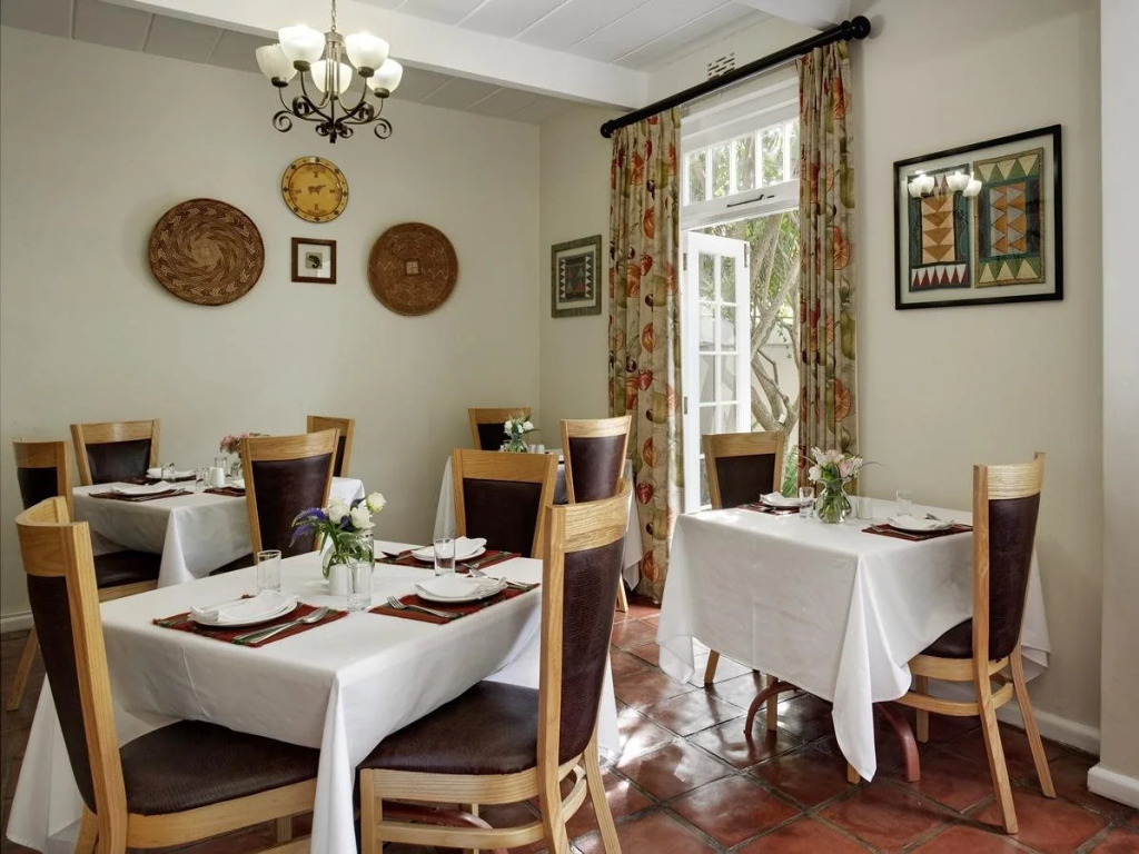 Rozenburg Guest House