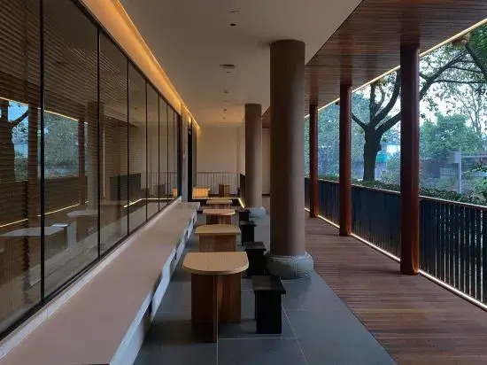 Chengdu E Hotel