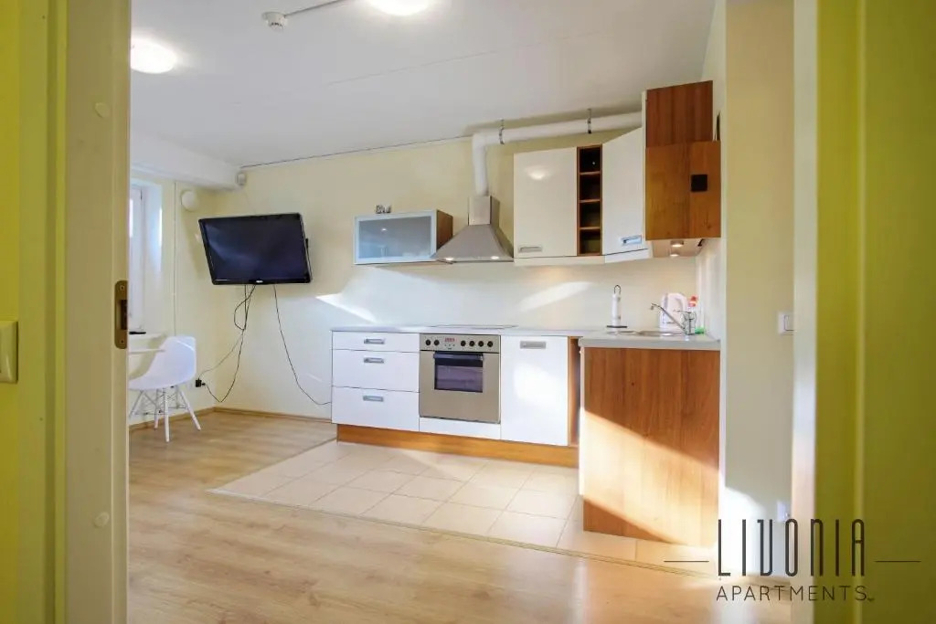 Bright studio with FREE PARKING and SELF CHECK-IN