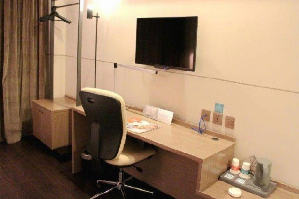 Jinjiang Inn Tianjin Binhai New District North Center Road