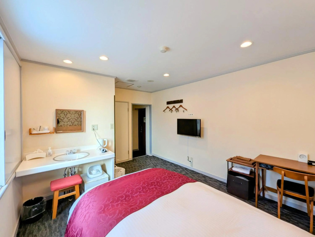Kanazawa Station Hotel