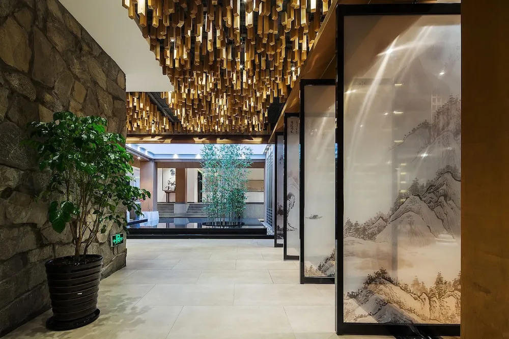 Yueqi Shanju Hotel
