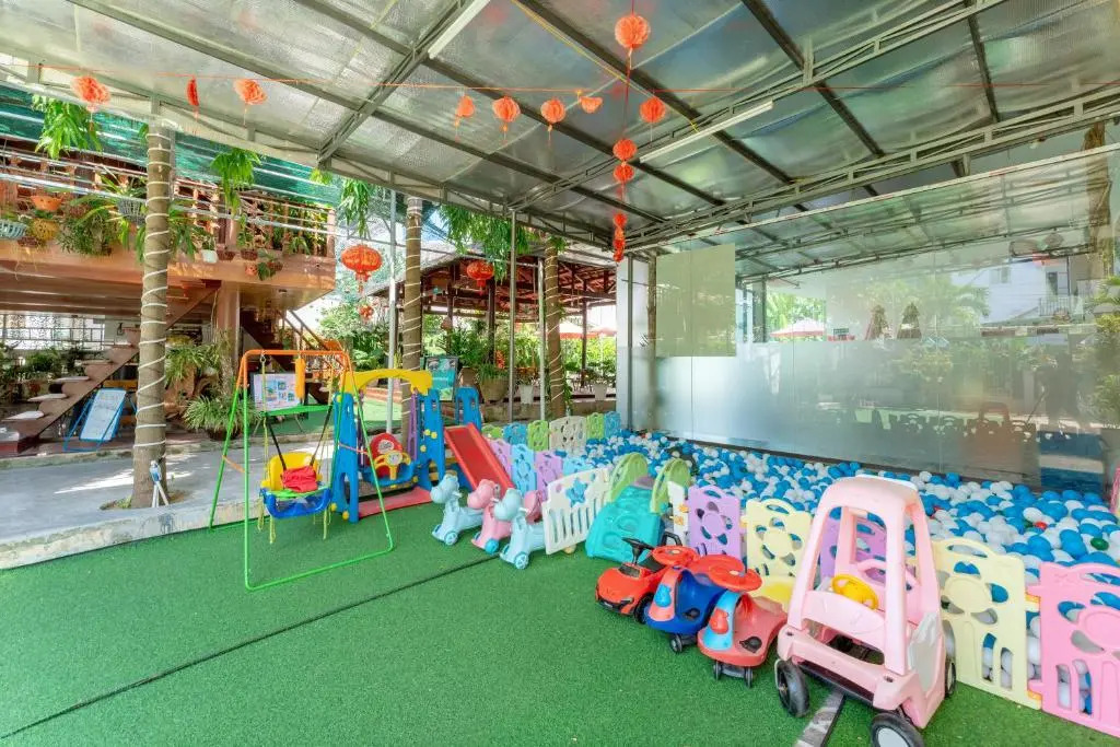 Alley Garden Homestay Hoi An