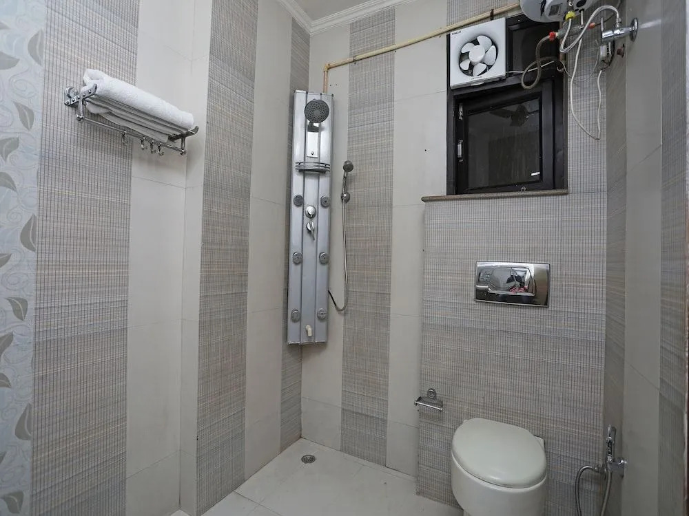 OYO 17257 Stay Inn