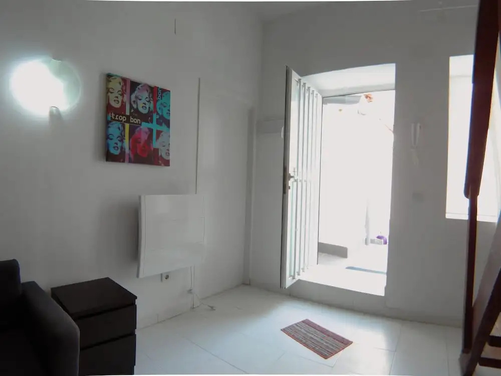 Estudio cercano a Plaza Castilla CBA5