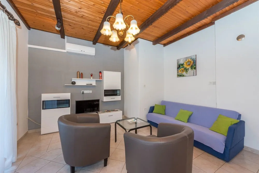 Apartment Lidija