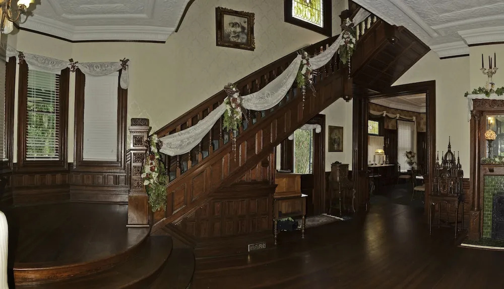 McFarlin House B&B