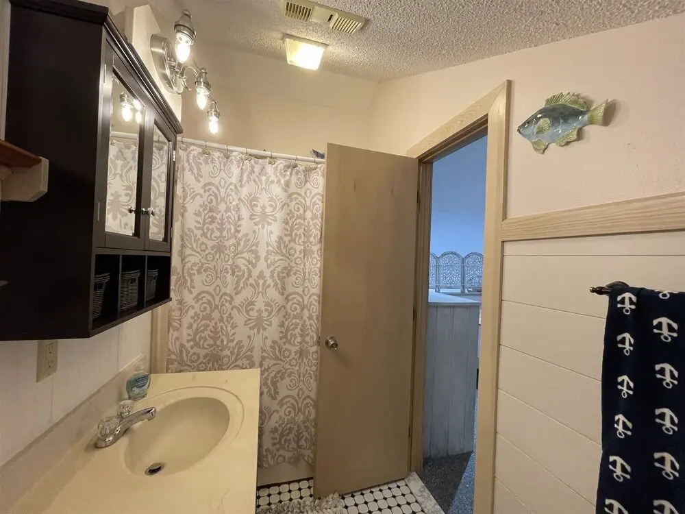 Sw 13 Sea-sound-seitz 2 Bedroom Condo by Redawning