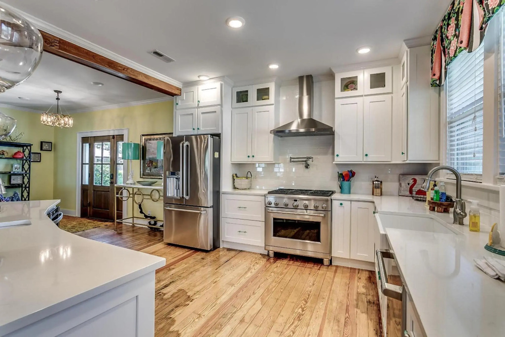 -Under The Sea (8 Bdrm / 7 Bath, Sleeps 22)