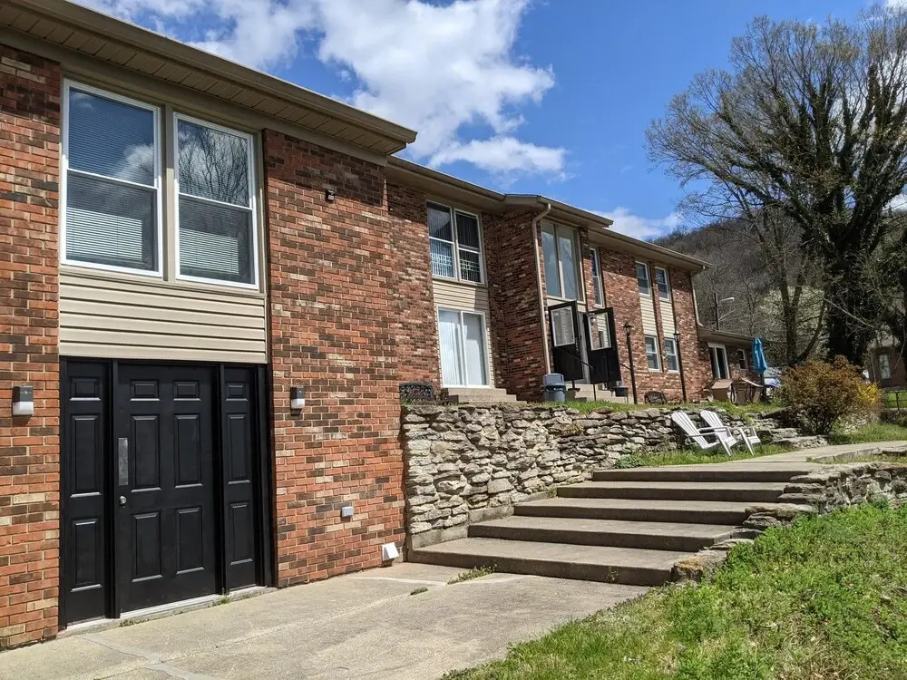 Ferry Street Suites