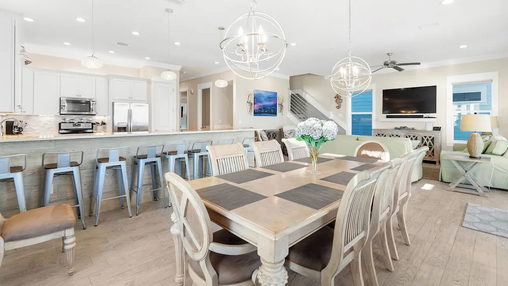 Luxury Gulf Front, Private Pool, 6-seater Golf Cart, Free Beach Setup