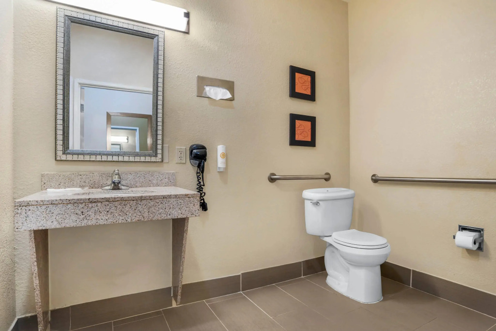 Comfort Suites Montgomery East Monticello Dr