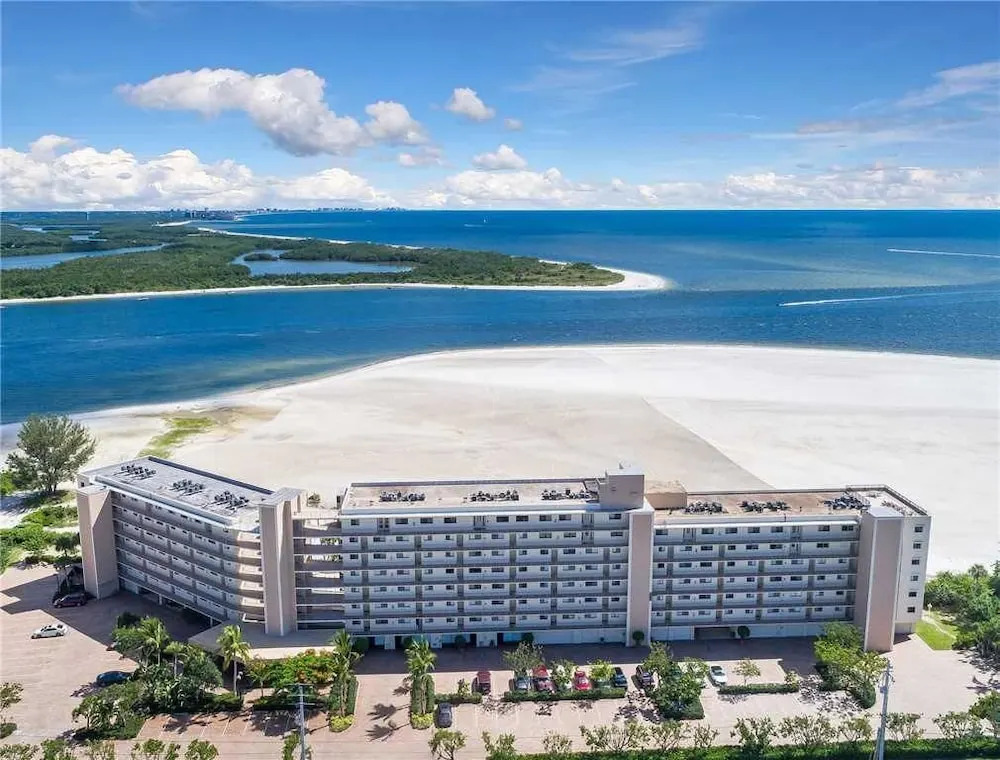 Carlos Pointe 121 - Two Bedroom Condo