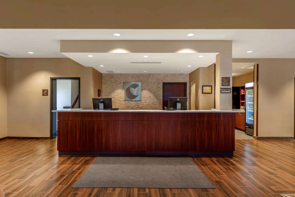Comfort Suites Grand Island South