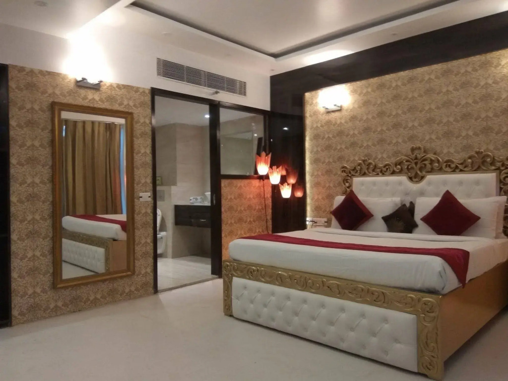Hotel Signature Grand