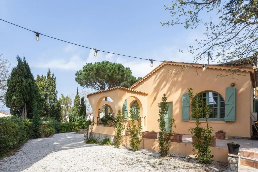 Maison dOrange - La Pinede