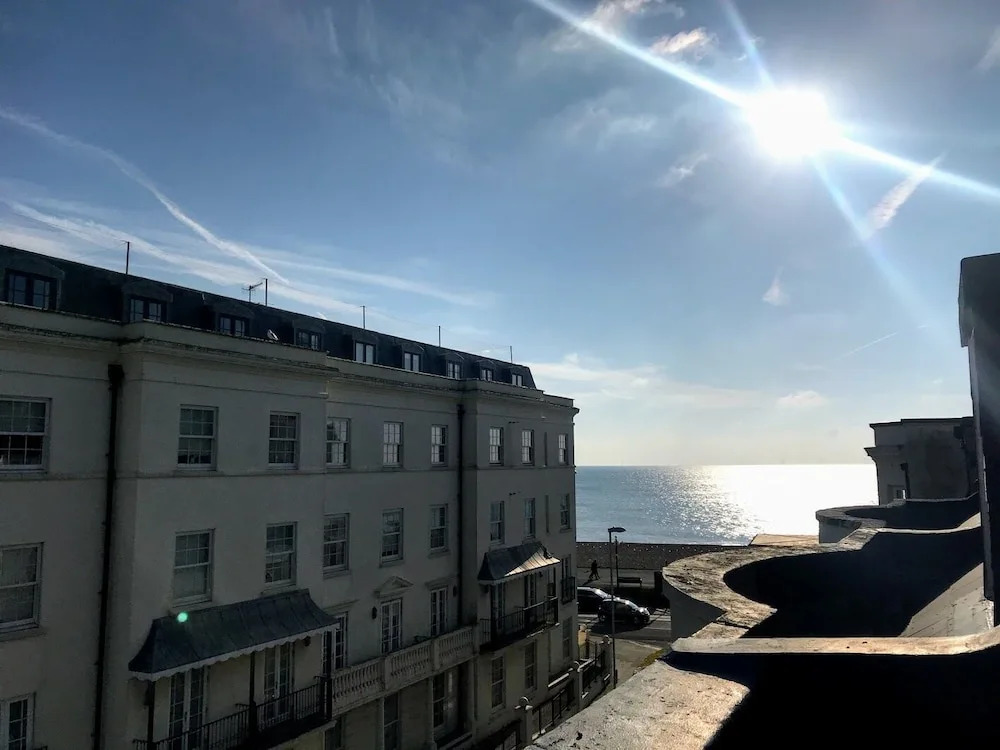 The Skye Seaview Apartment