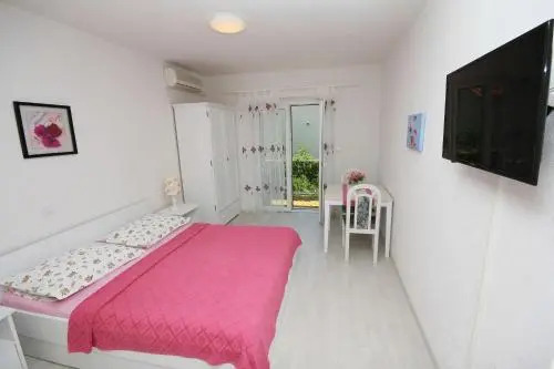 Apartments Vekic